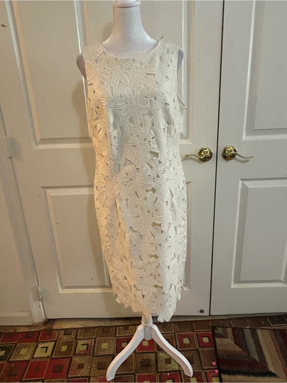 Ann Taylor ivory lace dress, size 10